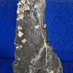 Pyritwürfel in Graubündnerschiefer